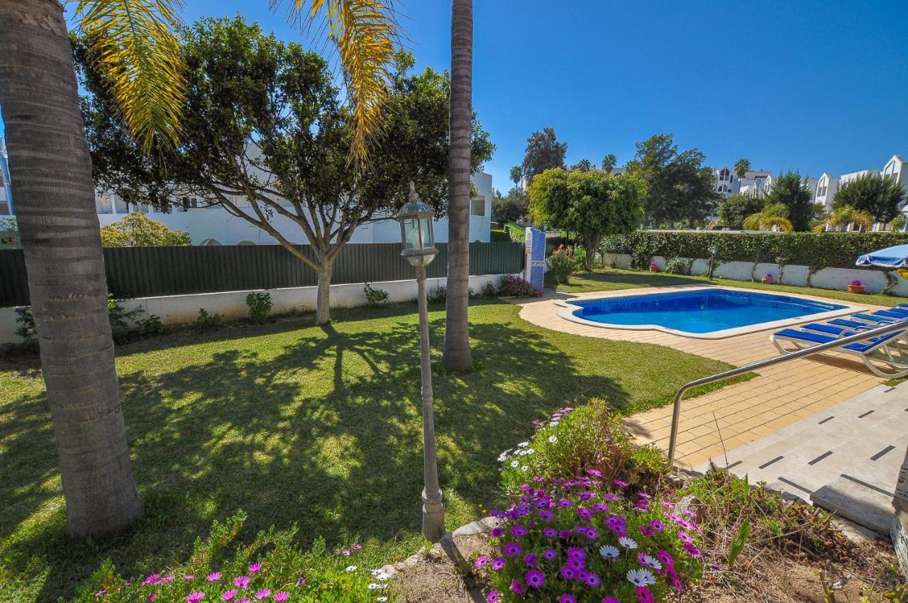 Casa Das Palmeiras By Ocvillas Albufeira Exterior foto